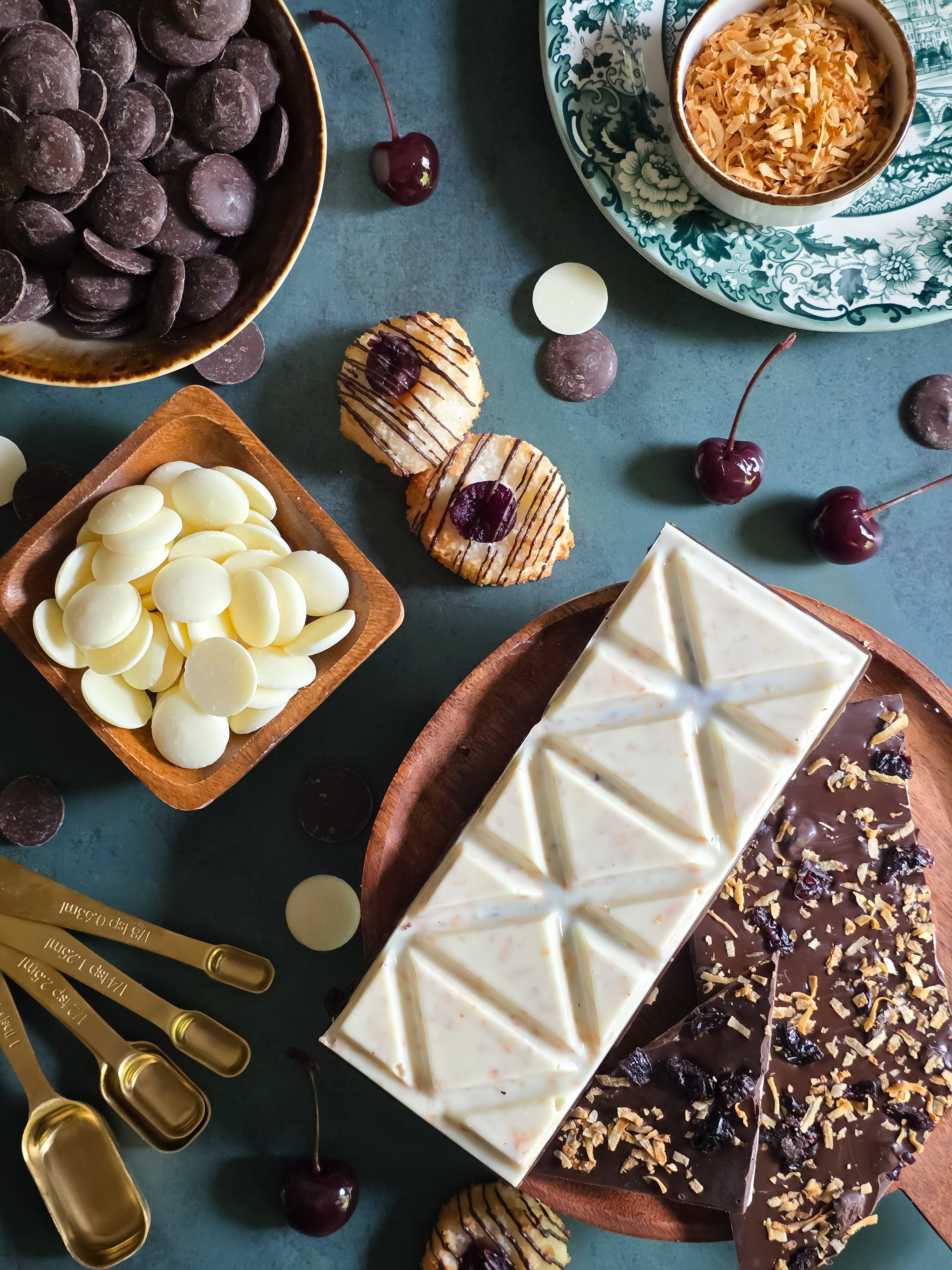 Toasted Coconut Macaroon